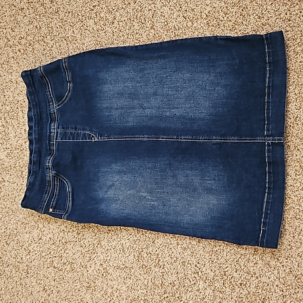 Mainstreet Exchange Knee length denim skirt